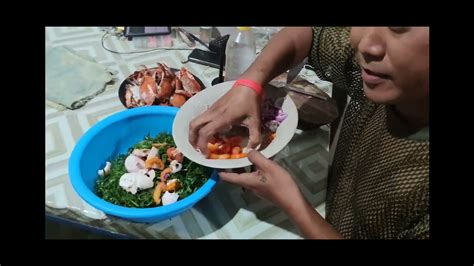Kinamay ang puki habang chumuchupa .